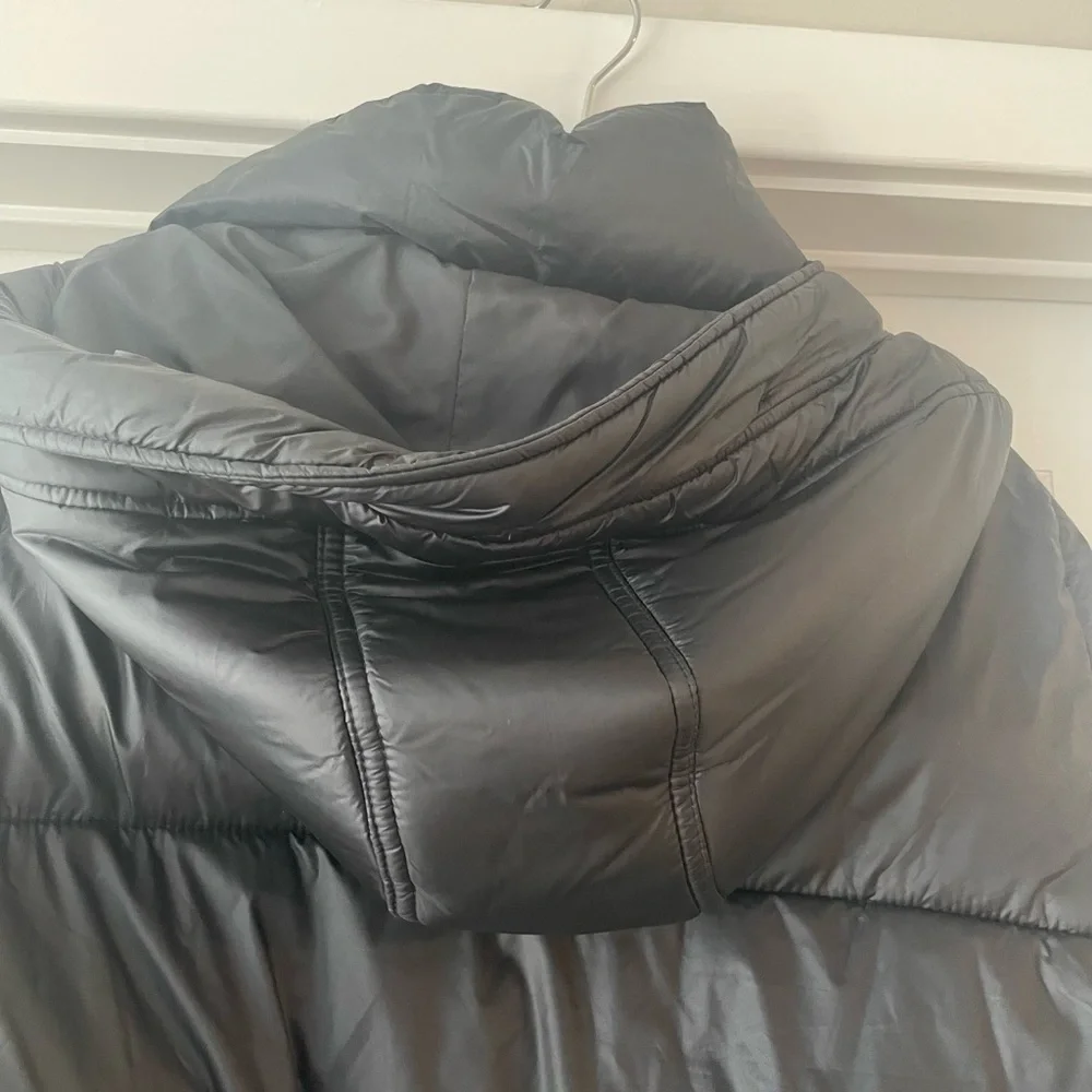 🥶 Abercrombie & Fitch Black Puffer Jacket ❄️ - Picture 13 of 15